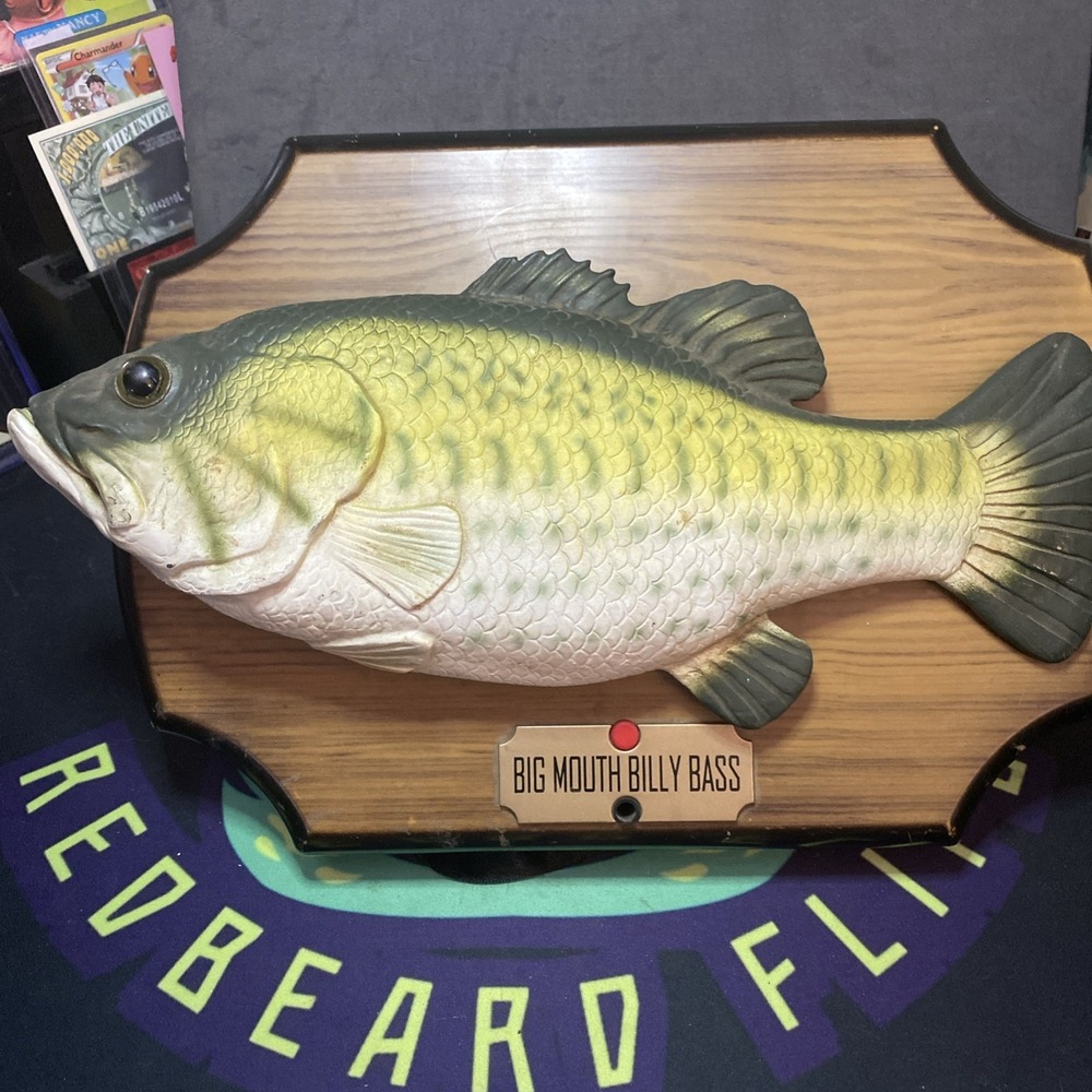 Vintage 1999 Big Mouth Billy Bass - - WITH Battery Door! Battery Needs Cleaning